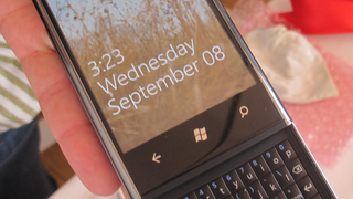 Dell Venue Pro Hands On: A Solid First WP7 Slider